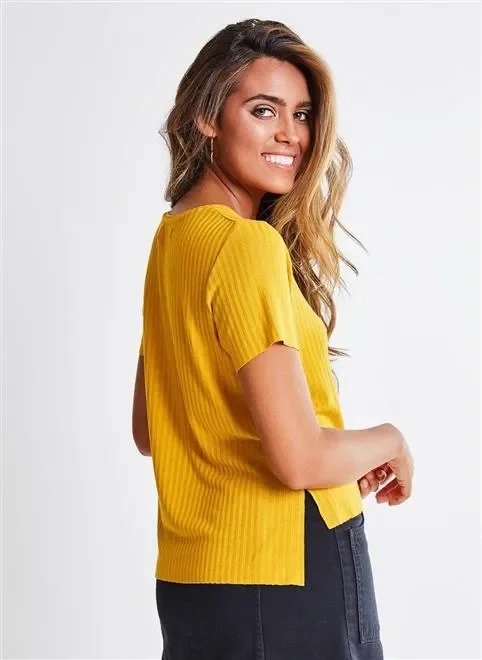 blusa solo rib canelada abert lat blusa solo rib canelada abert lat