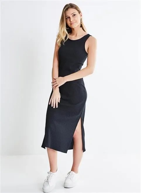 vestido solo midi canelado vestido solo midi canelado