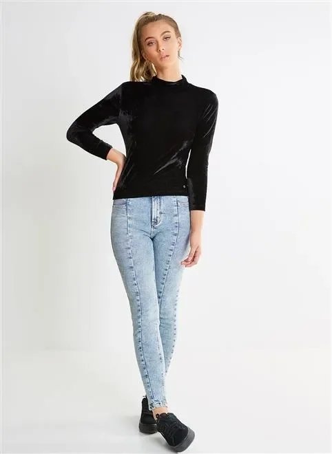 calça skinny ca recorte diferenciado calça skinny ca recorte diferenciado