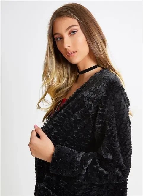 casaco longo pelinhos black casaco longo pelinhos black