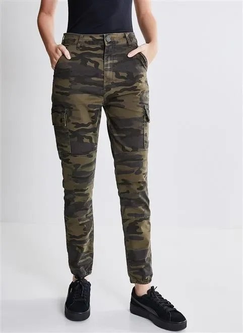 calça sarja ca cargo camuflada calça sarja ca cargo camuflada