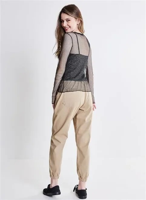 calça jogger em sarja calça jogger em sarja