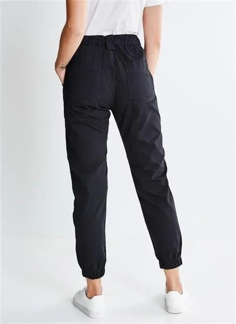 calça jogger em sarja calça jogger em sarja