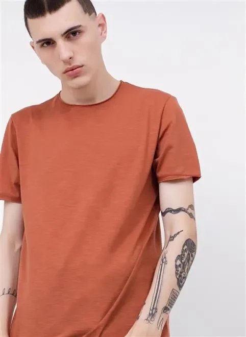 camiseta básica camiseta básica