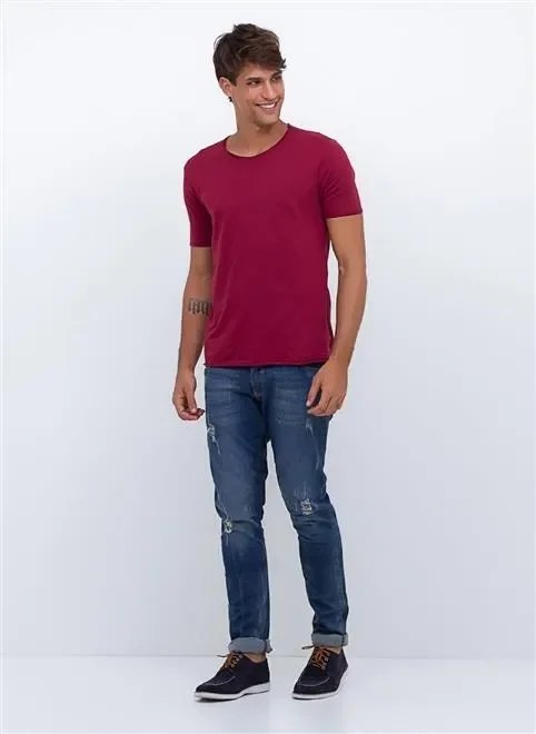 camiseta básica vinho camiseta básica vinho