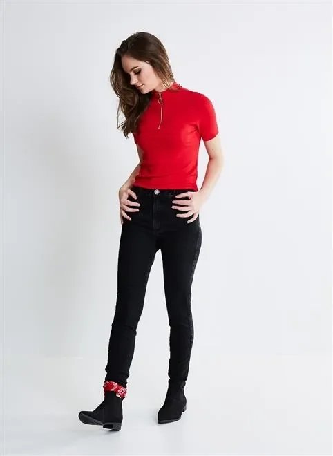 blusa gola zíper redondo blusa gola zíper redondo