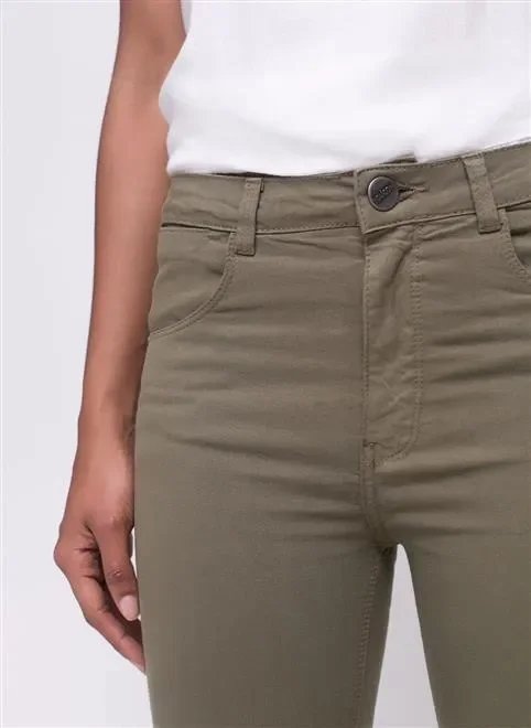 calça tb de sarja color push up calça tb de sarja color push up