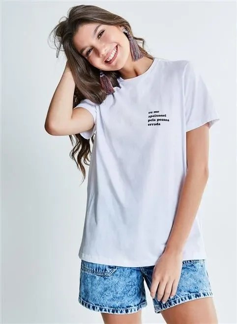 blusa tb lettering eu me apaioxonei blusa tb lettering eu me apaioxonei