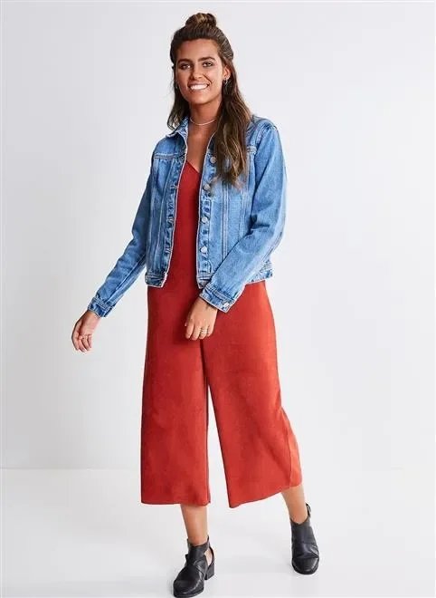 macacão pantacourt suede macacão pantacourt suede