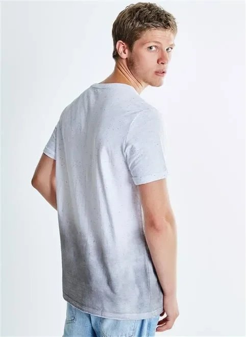 camiseta silk floral spray barra camiseta silk floral spray barra