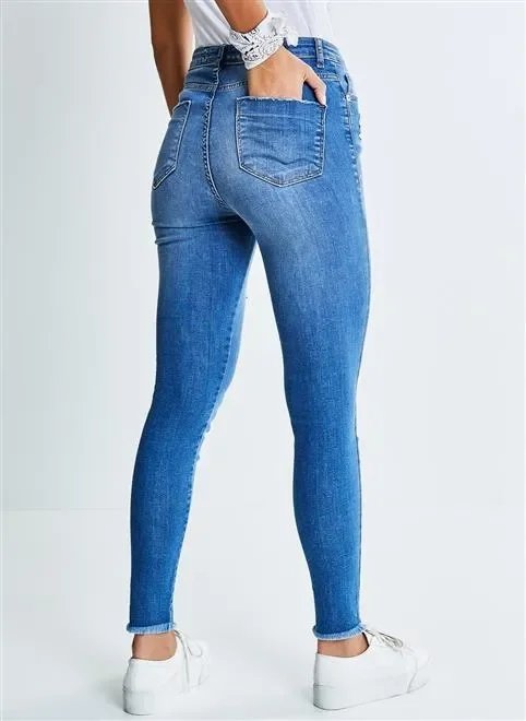 calça skinny ca kassy calça skinny ca kassy