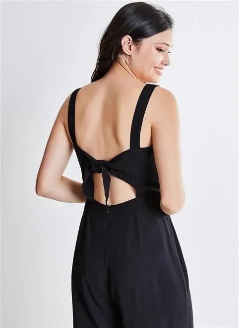 macacão decote reto pantacourt macacão decote reto pantacourt