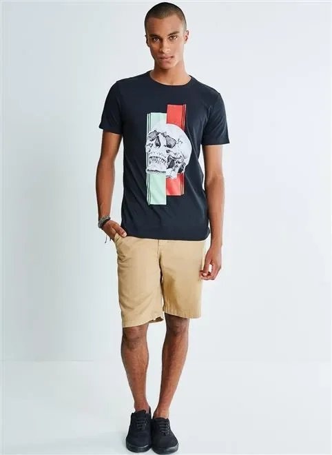 camiseta eco caveira deslocada camiseta eco caveira deslocada