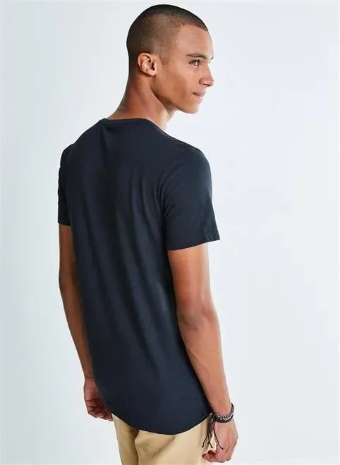 camiseta eco caveira deslocada camiseta eco caveira deslocada