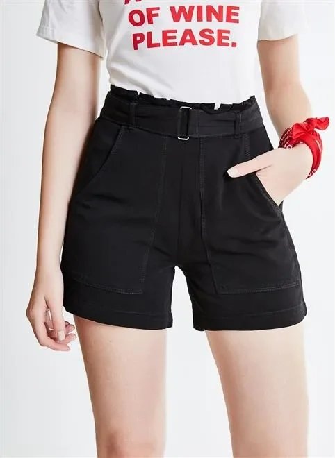 short clochard tencel preto short clochard tencel preto