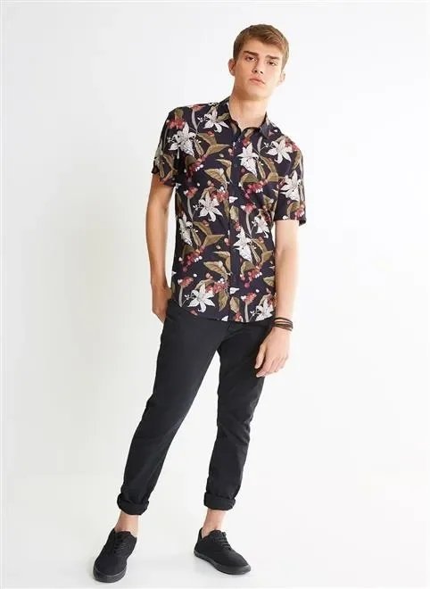 camisa mc full fundo escuro camisa mc full fundo escuro