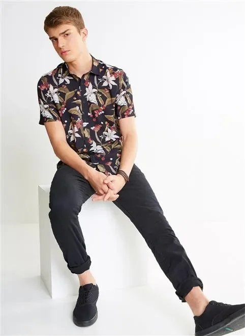 camisa mc full fundo escuro camisa mc full fundo escuro