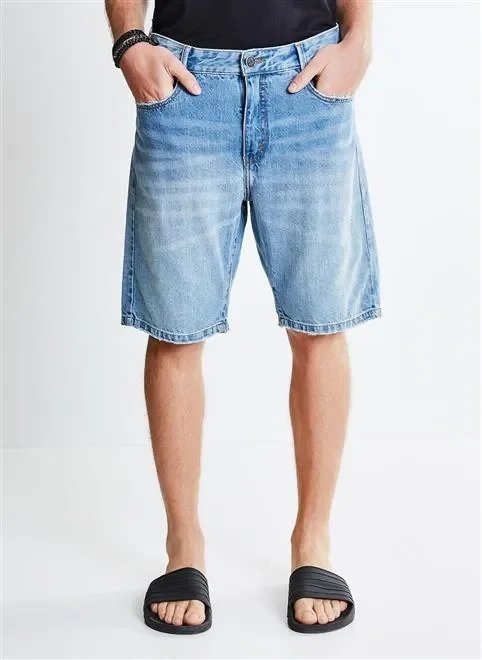 bermuda regular puidos e bigode 3d bermuda regular puidos e bigode 3d